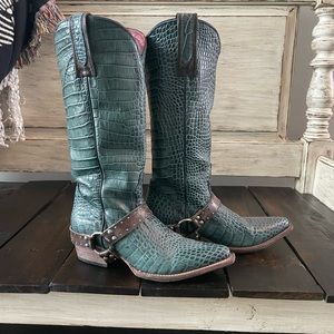 Lusitano Turquoise Croco | Freebird Stores